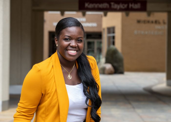 Nicole Agyei-Odame Headshot